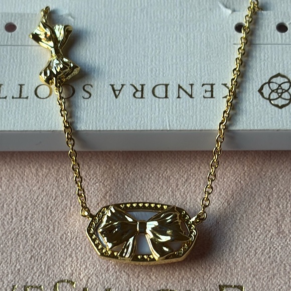 🎀 Kendra Scott X LoveShackFancy Gold Elisa Necklace 🎀 NWT 🎀 - Picture 5 of 16